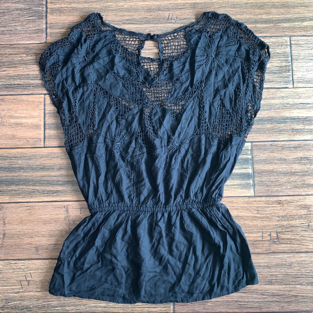 Metropark Black Mesh Floral Stitch Top